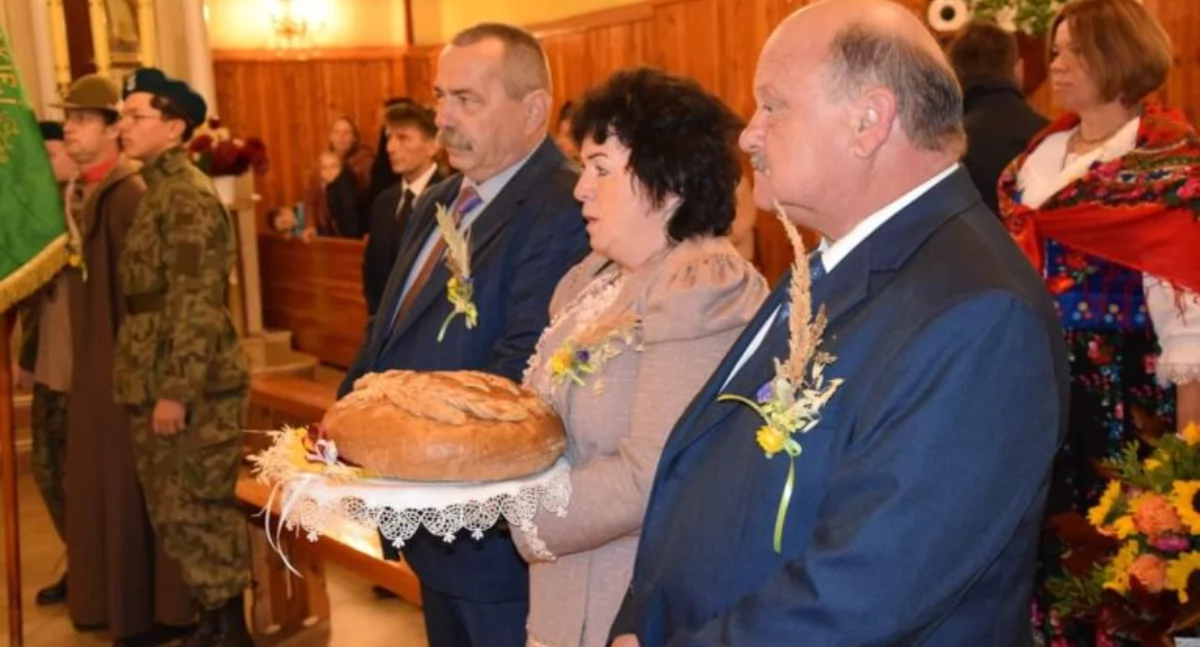 Imprezy cykliczne, Dożynki Międzybrodziu Bielskim tradycja która łączy pokolenia - zdjęcie, fotografia