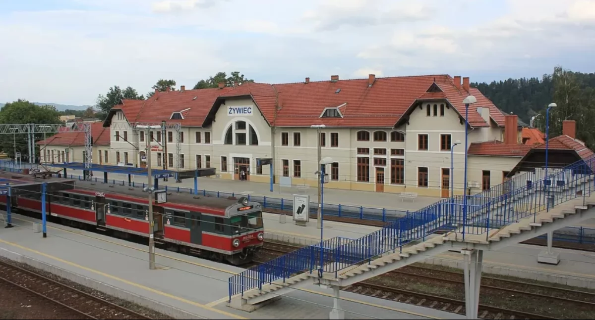 Pozostałe, połączenia Piątkowe trasie Kraków Żywiec Kraków możliwością dalszych podróży - zdjęcie, fotografia