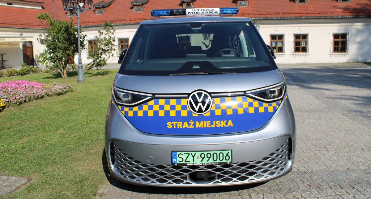 Biznes,  Innowacyjny Patrol Żywcu Elektryczny Volkswagen straży czystego powietrza - zdjęcie, fotografia