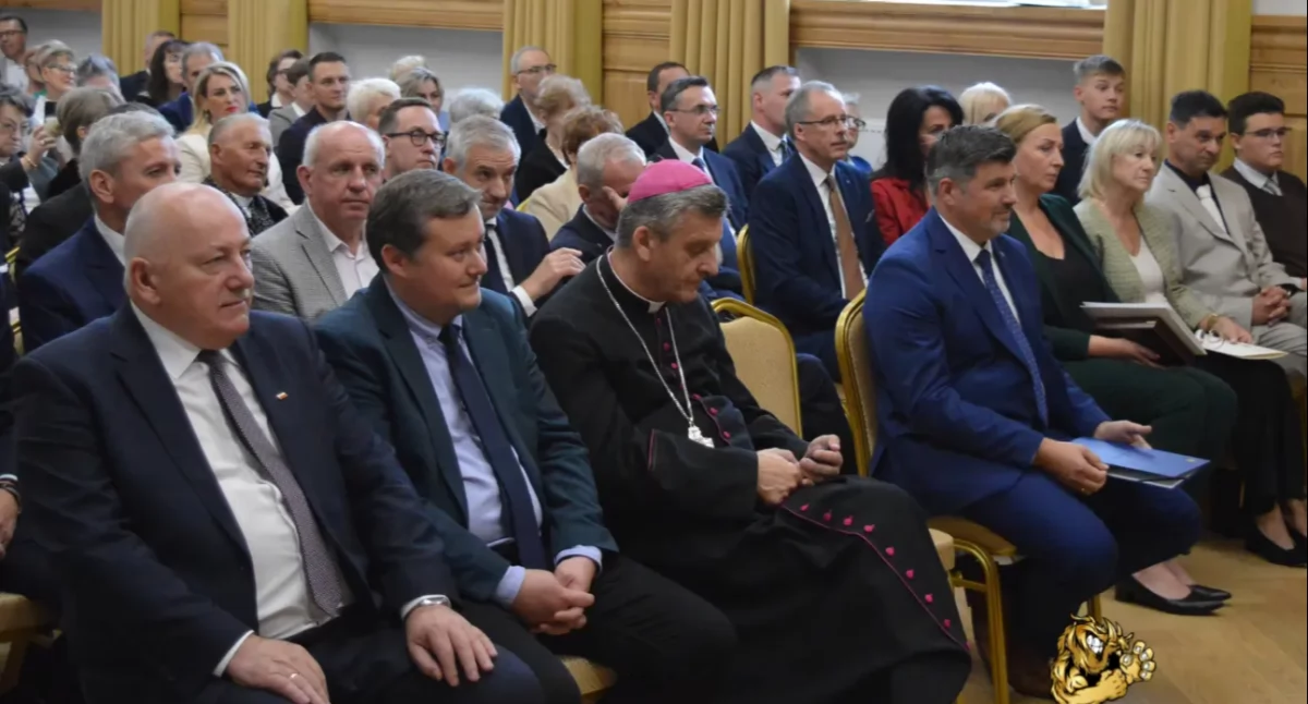 Nasze Sprawy Żywiec, tradycji edukacji Jubileusz Liceum Ogólnokształcącego Mikołaja Kopernika Żywcu - zdjęcie, fotografia