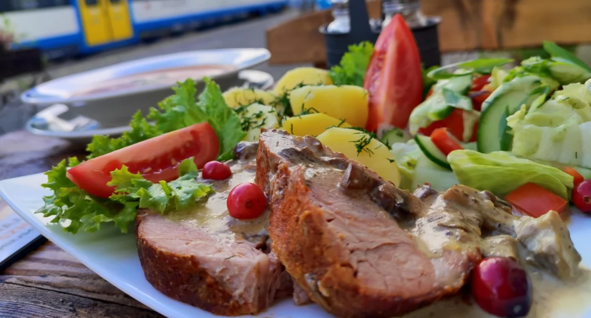 Pozostałe, Zestawy obiadowe Restauracji Dworcowej - zdjęcie, fotografia