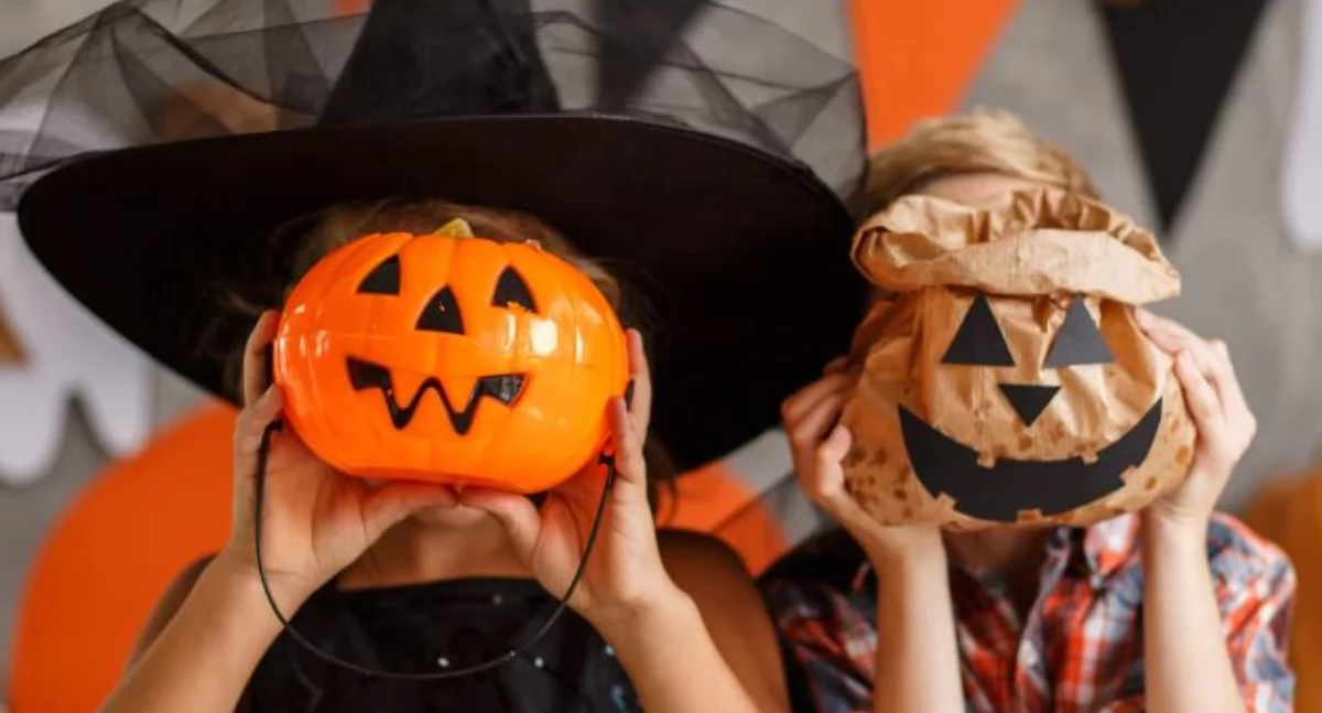 Rozrywka, Pierwszy Halloweenowy Dzieci Bawialni BujuBenc Żywiec Zaproszenie Zabawy Animatorem Przekąski Napoje Zapisy - zdjęcie, fotografia