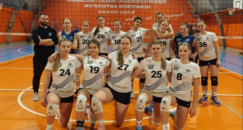 fot. TS Stal Śrubiarnia / SMS Żywiec - piłka siatkowa 