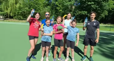Jak zdrowe nawyki wzmacniają rozwój młodych sportowców.