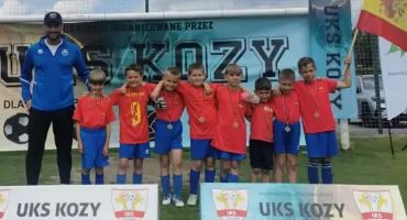 Młodzi piłkarze Beskidu walczyli z pasją w turnieju Mistrzostwa Świata.