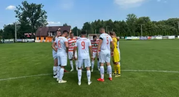 Liga okręgowa pełna emocji i bramek w 25. kolejce.