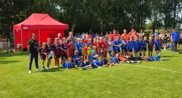 Młodzi piłkarze Sokoła Słotwiny na podium III Charytatywnego Turnieju w Godziszce!