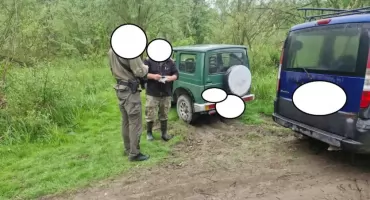 Wspólne patrole nad jeziorami w powiecie żywieckim zapewniają bezpieczeństwo i ochronę przyrody