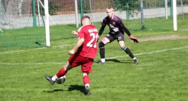 WSS Wisła przegrała sparing z Tempo Puńców w wymagającym meczu.