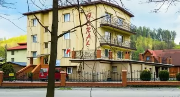 MEN wstrzymuje likwidację domów wczasów dziecięcych po protestach samorządów